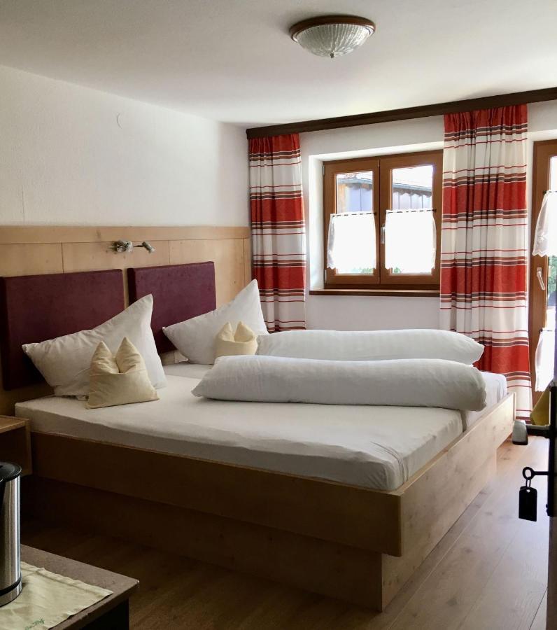 Gaestehaus Inzeller Hof Buitenkant foto